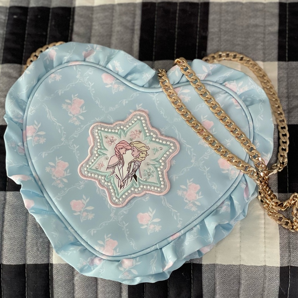Stoney Clover Lane high tea mini heart